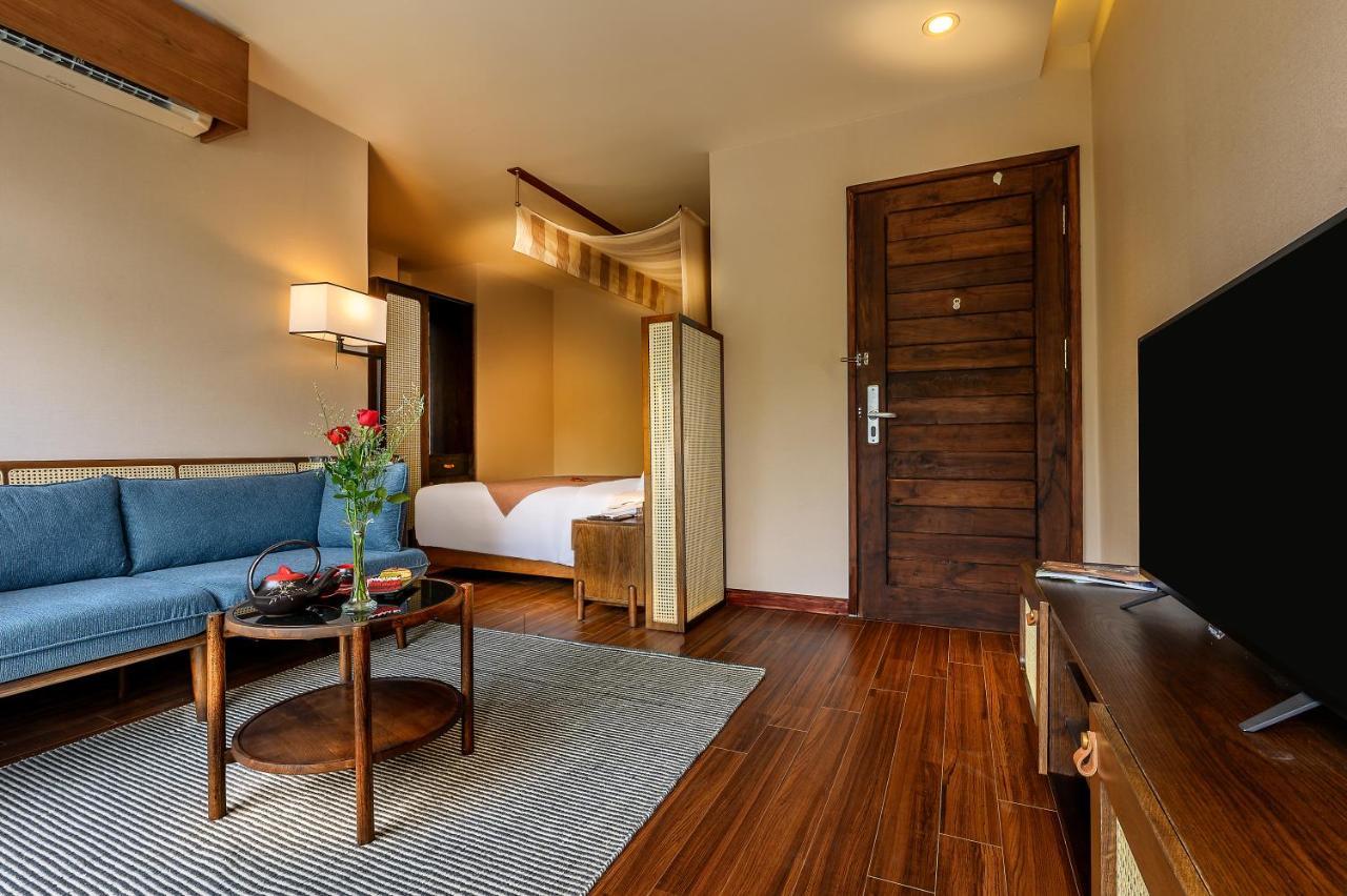 The Blossom Hoi An Ocean Front Hotel & Spa ภายนอก รูปภาพ