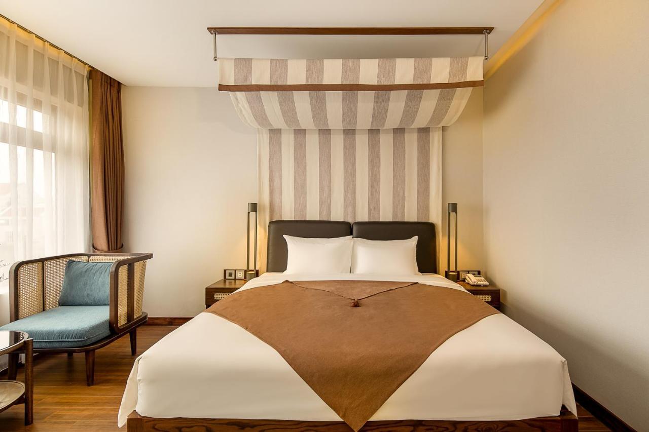 The Blossom Hoi An Ocean Front Hotel & Spa ภายนอก รูปภาพ