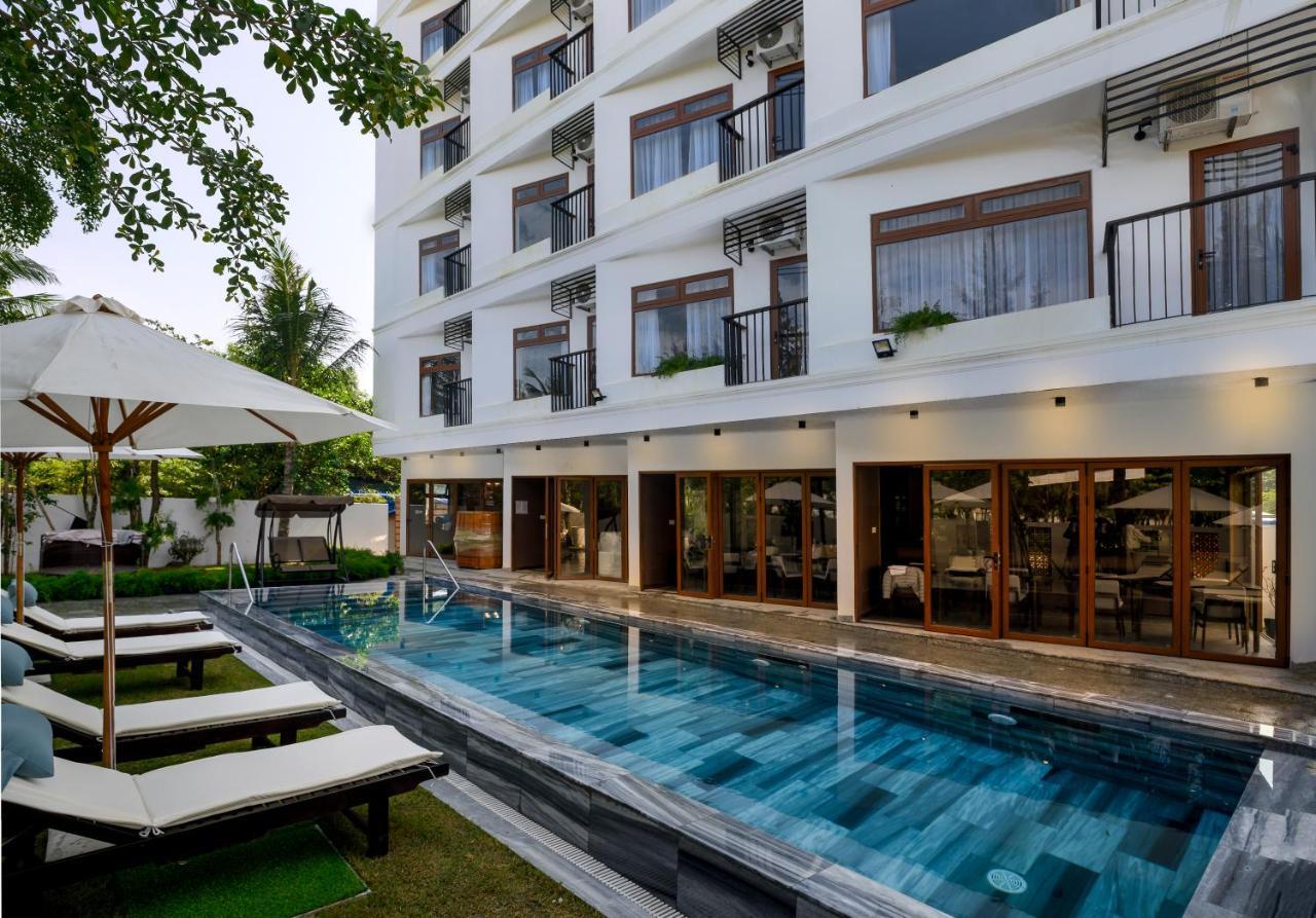 The Blossom Hoi An Ocean Front Hotel & Spa ภายนอก รูปภาพ