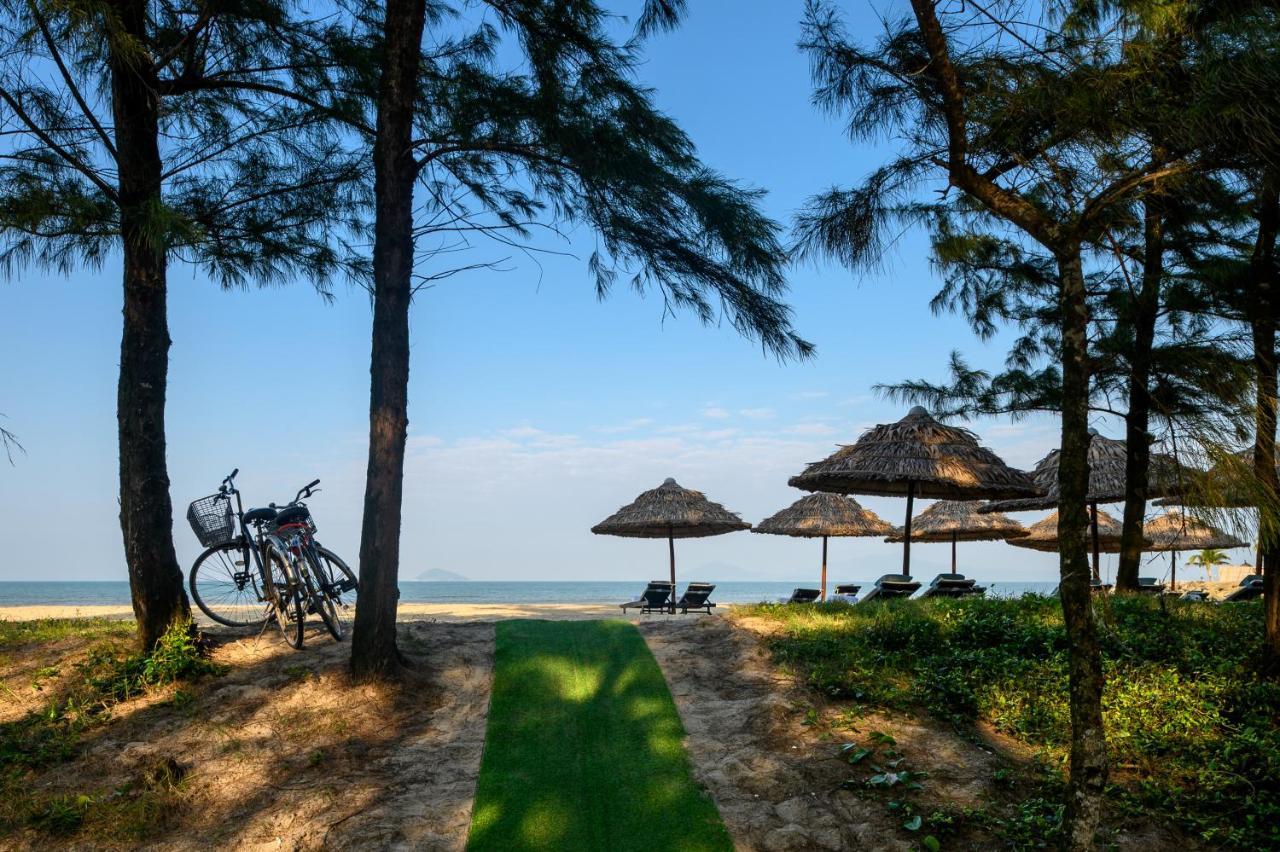 The Blossom Hoi An Ocean Front Hotel & Spa ภายนอก รูปภาพ