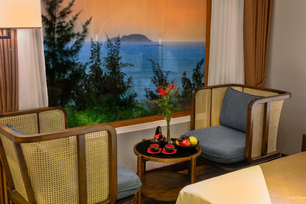 The Blossom Hoi An Ocean Front Hotel & Spa ภายนอก รูปภาพ